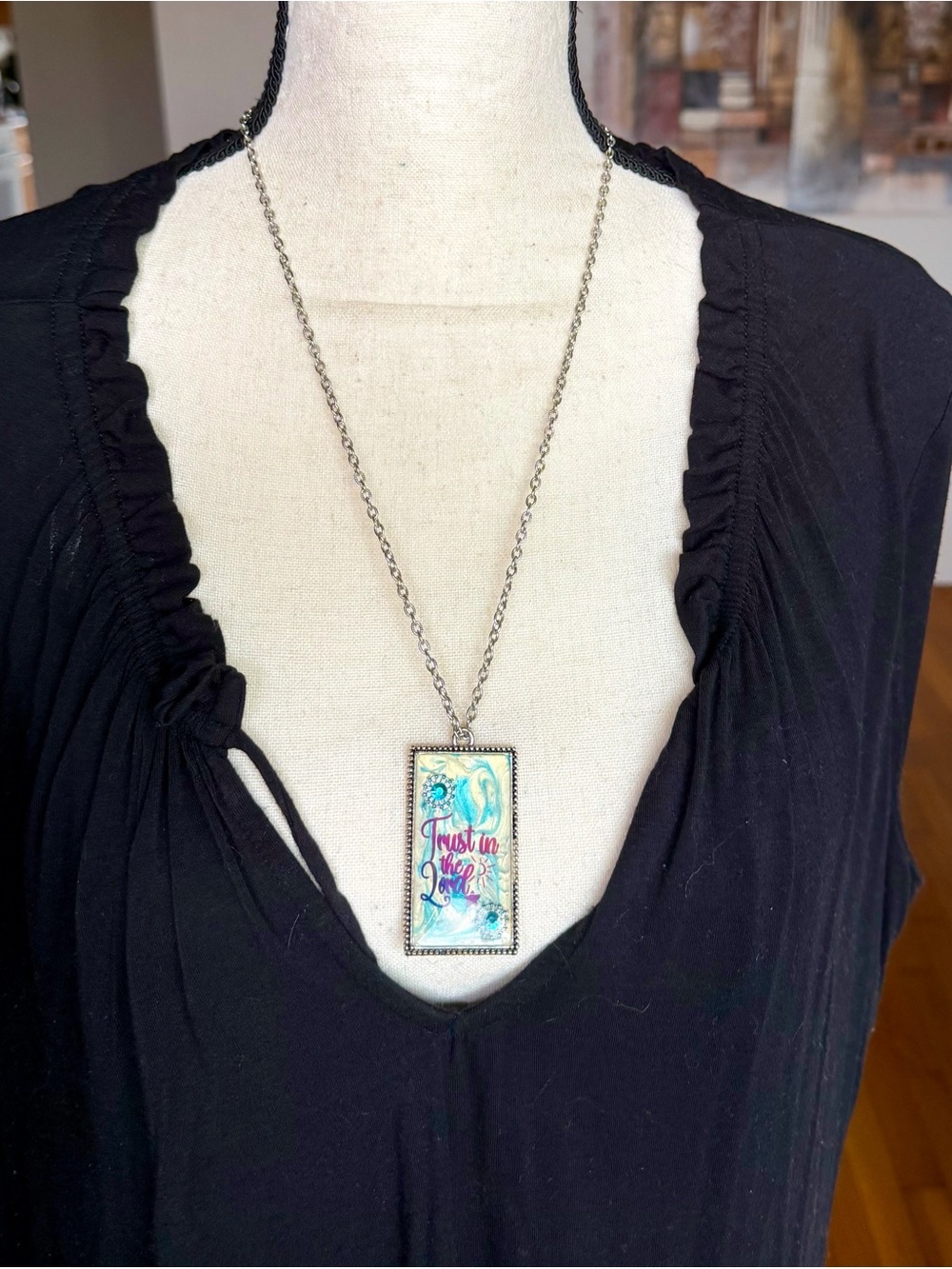 Necklace & pendant “trust in the lord” Christian 24” jewelry